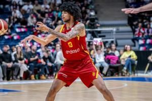 小绿屋唯一落选！76人签下西班牙中锋阿尔曼萨 曾三夺青年赛MVP